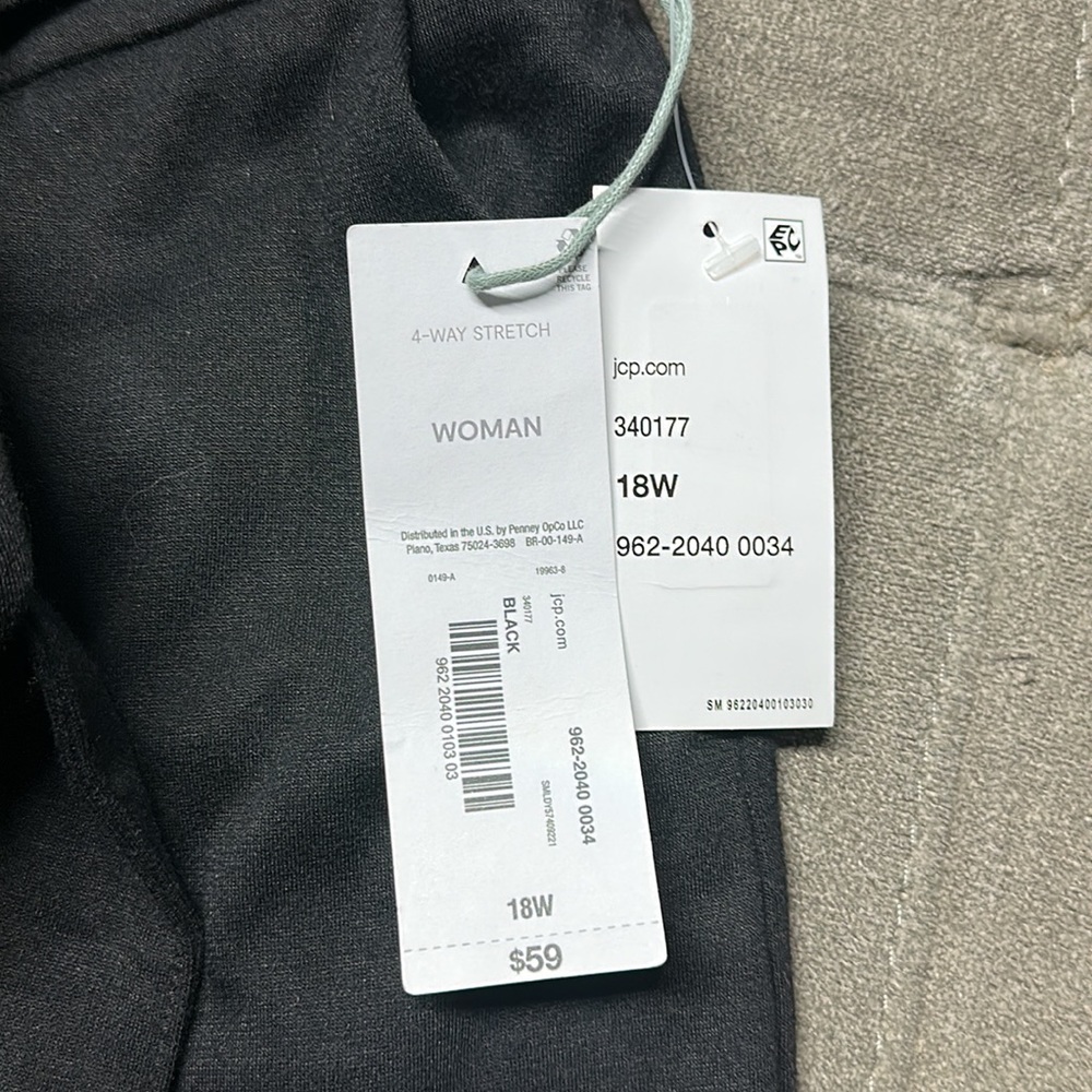 🥰🥰Liz Claiborne 4 Way Stretch Belted Trousers🥰🥰 - Picture 7 of 10